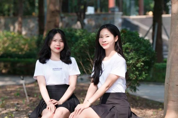 Học phí Intracom dao động từ khoảng 689.000 – 750.000 đồng / tín chỉ