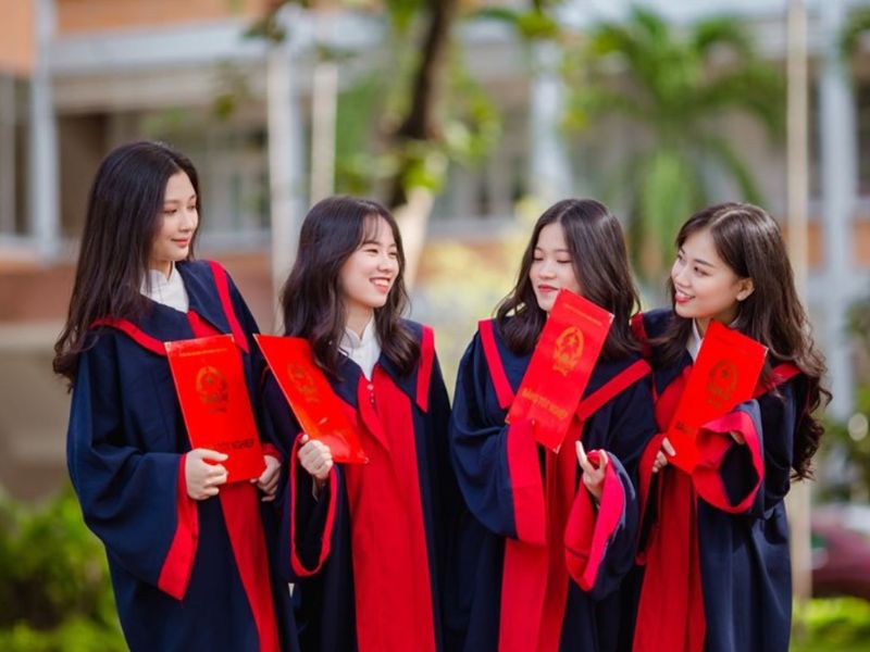 Đại học từ xa có bằng chính quy: Đại học từ xa mang đến cho người đi làm nhiều lợi ích thiết thực