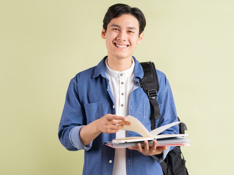 Tổng quan đại học từ xa ngành Công nghệ thông tin Intracom