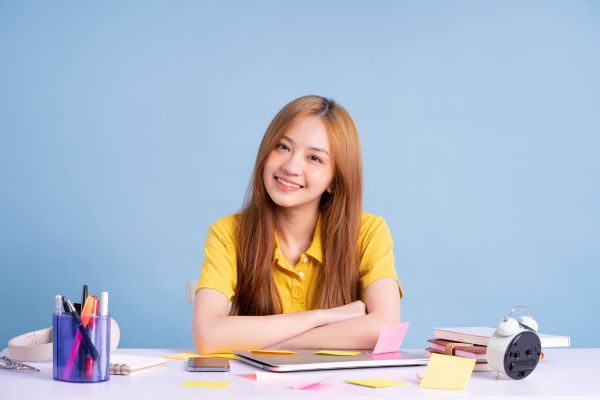 Giải đáp thắc mắc về đại học từ xa ngành Ngôn ngữ Anh