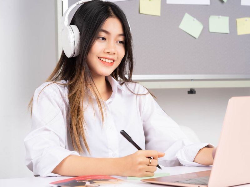 Phương pháp học đại học từ xa ngành Kế toán Intracom