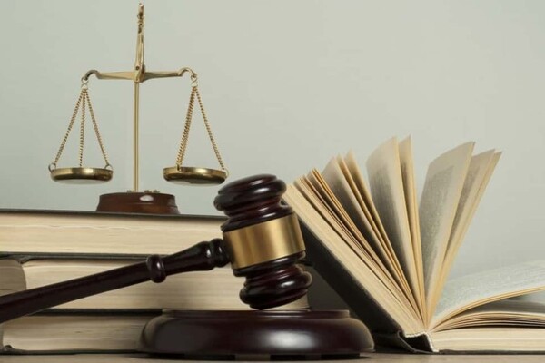 Lợi ích cần biết khi học đại học từ xa ngành Luật kinh tế